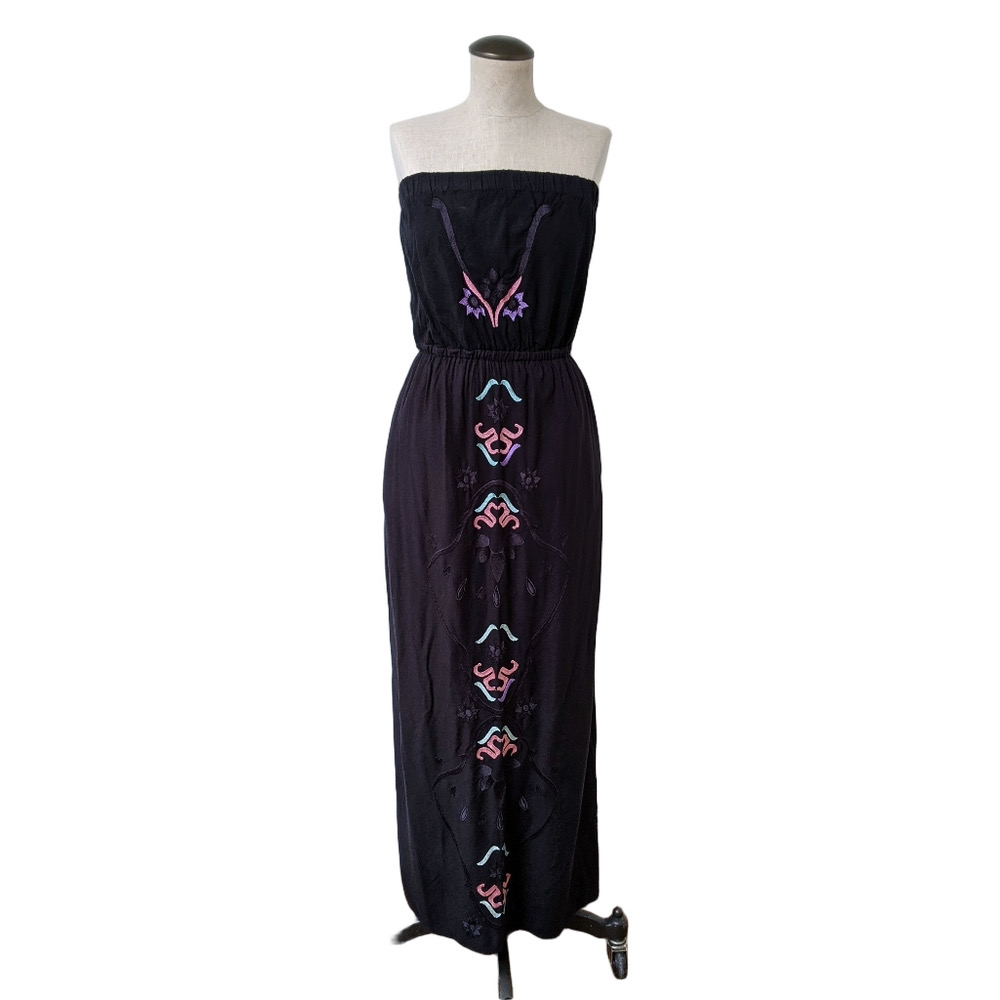 Elegant Black Embroidered Maxi Dress